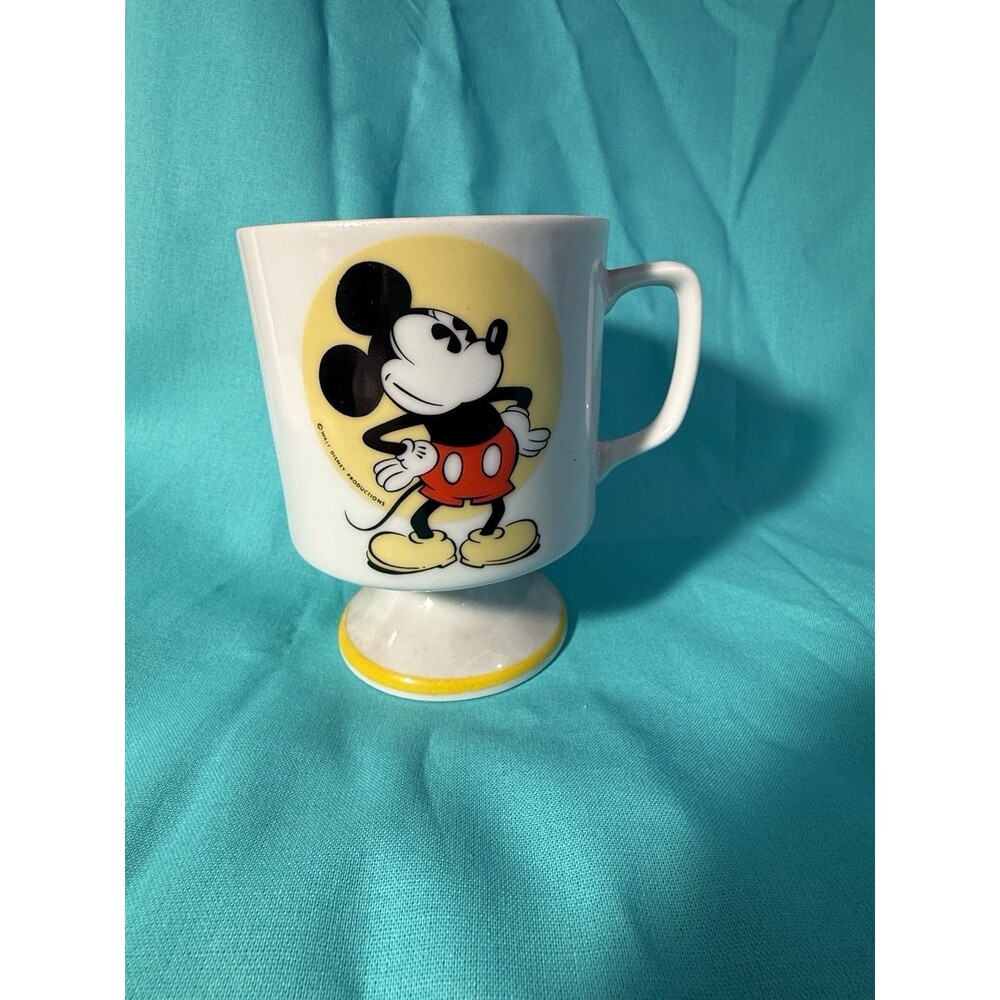 Mickey Mouse Footed Pedestal Mug-Walt Disney Productions Made In Japan Very Nice